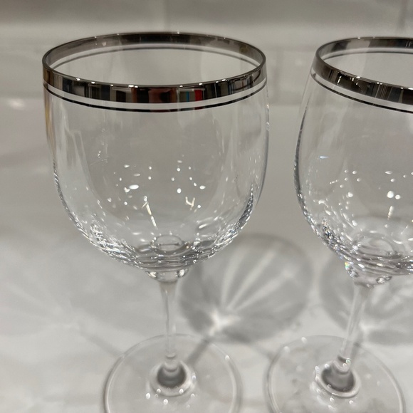 Mikasa Stephanie Platinum Rimmed Wine Glasses; NWOT - Picture 2 of 6